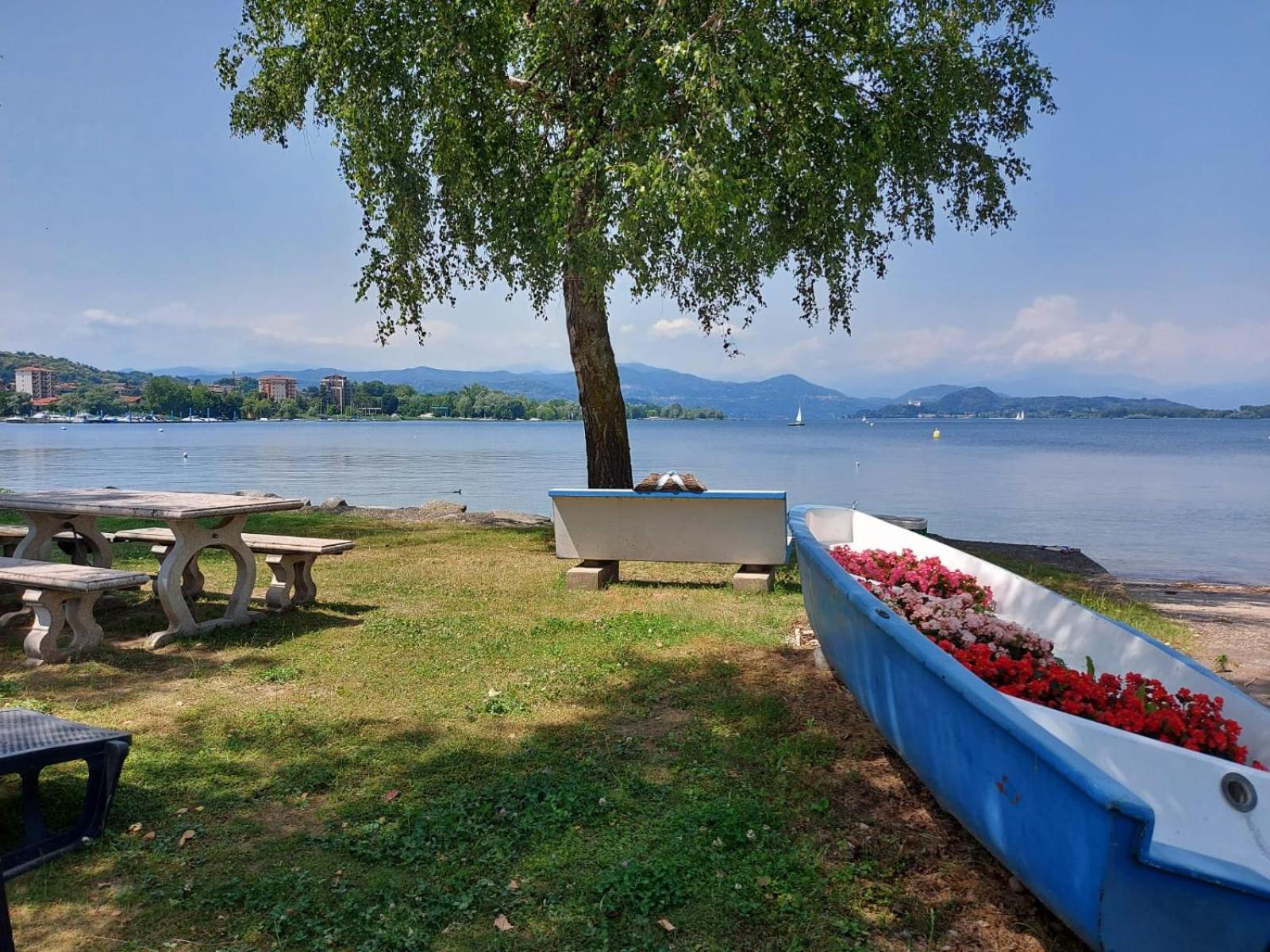 Bnbook Lago Maggiore Studio 2 Dormelletto Exterior photo
